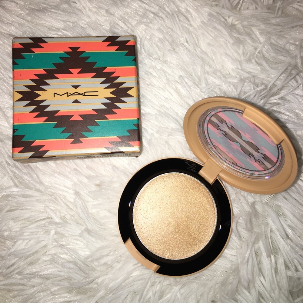 Gold Shimmer Base by MAC